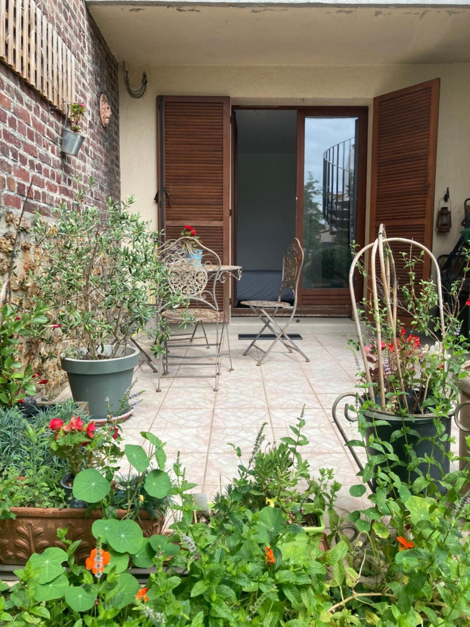 Studio Avec Terrasse Sur Jardin Fontenay-sous-Bois Exteriér fotografie